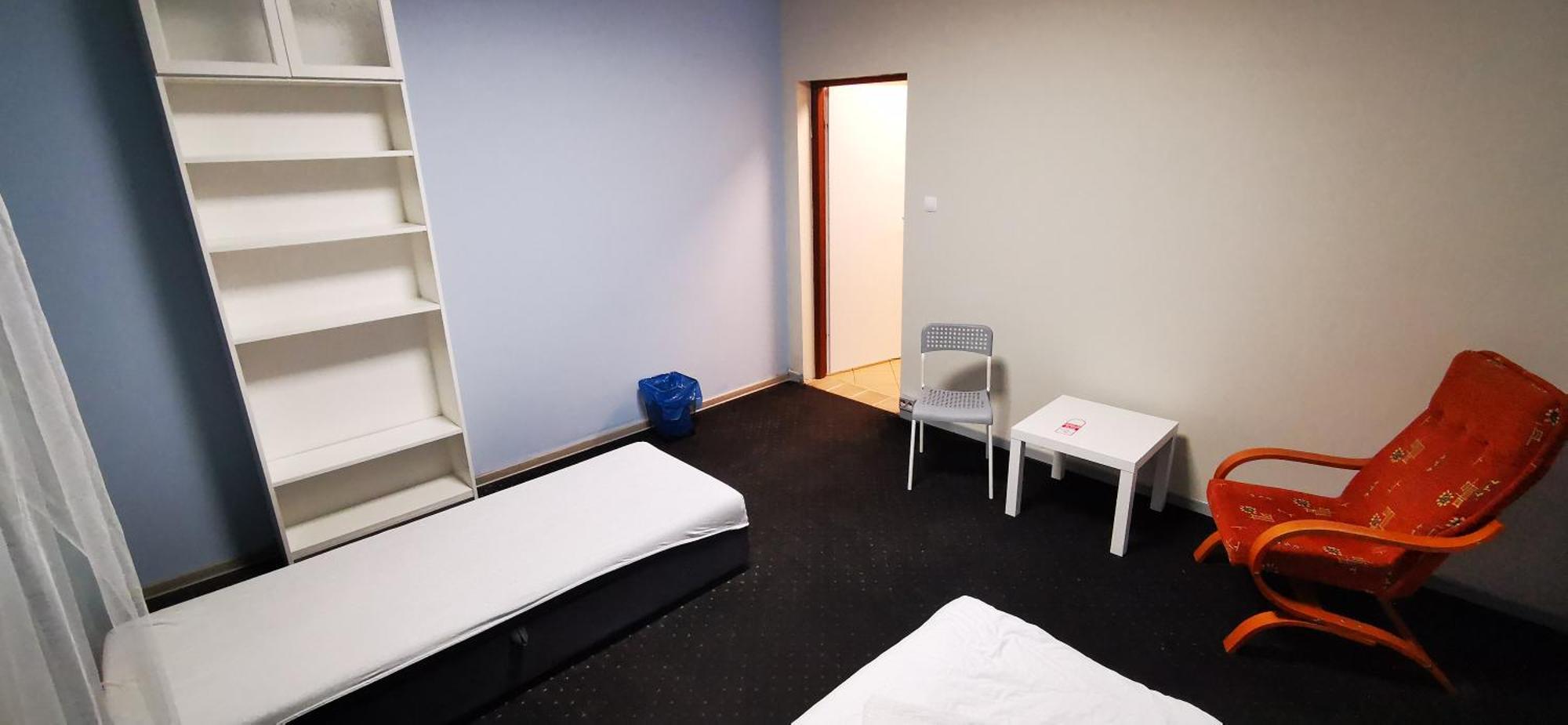 Hostel Powstaniec Wola - Private Rooms Varşova Dış mekan fotoğraf